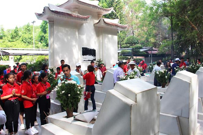 Khu di tích Ngã ba Đồng Lộc. (Ảnh: Hoàng Ngà/TTXVN) Kỷ niệm 73 năm ngày Thương binh-Liệt sỹ, 52 năm chiến thắng Đồng Lộc ảnh 1