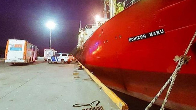 Hàng chục thủy thủ Argentina mắc COVID-19 sau 35 ngày trên biển ảnh 1