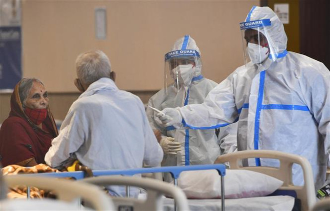 Dịch COVID-19: Ấn Độ ghi nhận số ca tử vong theo ngày cao nhất ảnh 1