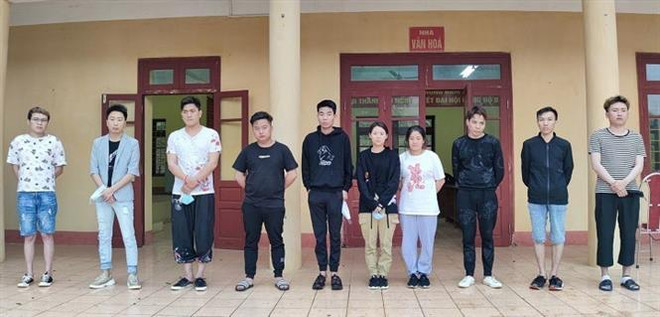 Bắt 3 đối tượng đưa người nước ngoài nhập cảnh trái phép vào Việt Nam ảnh 1