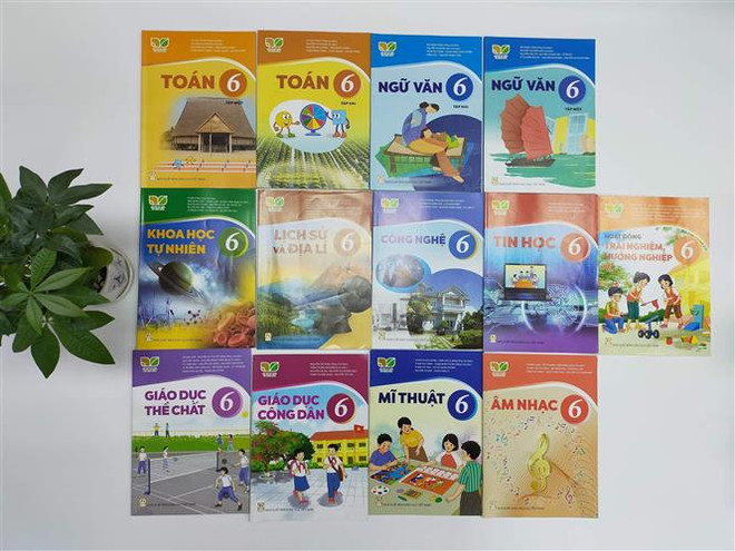NXB Giáo dục công bố giá sách giáo khoa lớp 2, lớp 6 năm học 2021-2022 ảnh 1