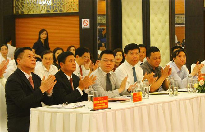 Các đại biểu dự hội nghị. (Ảnh: Tá Chuyên/TTXVN) Coi trọng vai trò nêu gương của người đứng đầu theo chỉ thị 05 ảnh 1