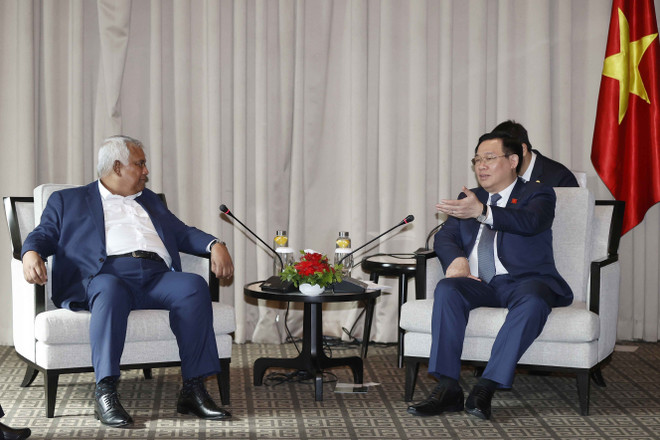 Chủ tịch Quốc hội tiếp, làm việc với lãnh đạo các tập đoàn Bangladesh ảnh 4