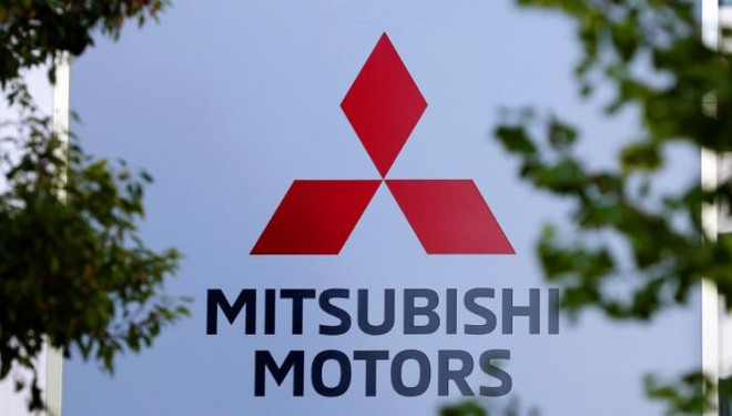 Cuộc chiến giá xe điện đẩy các nhà sản xuất ôtô khỏi Trung Quốc ảnh 1