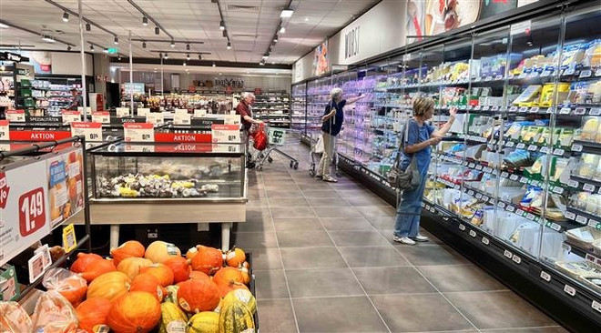 Lạm phát tại Eurozone giảm xuống mức thấp nhất trong 2 năm ảnh 1