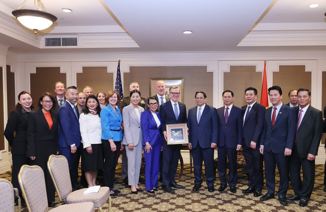 Thủ tướng tiếp Đoàn Chính trị gia và Doanh nghiệp bang Oregon ảnh 1