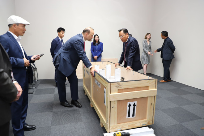 Việt Nam tiếp nhận Bức tượng đồng Nữ thần Durga bị đánh cắp ảnh 2