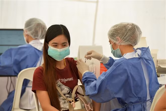 Dịch COVID-19 diễn biến phức tạp tại nhiều nước châu Á ảnh 2