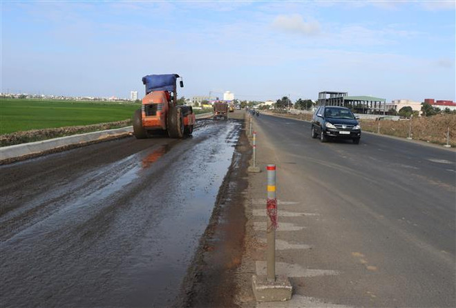 Hơn 5.600 tỷ đồng nâng cấp 3 tuyến đường vùng Đồng bằng sông Cửu Long ảnh 1