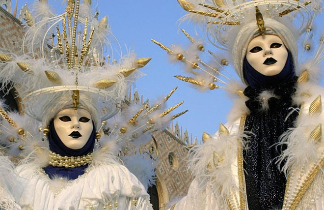 Hàng nghìn người tham dự 'lễ hội của sự hy vọng' tại thành phố Venice ảnh 1