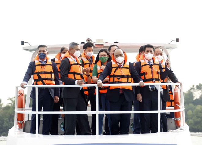 Chủ tịch nước Nguyễn Xuân Phúc kết thúc tốt đẹp chuyến thăm Singapore ảnh 2