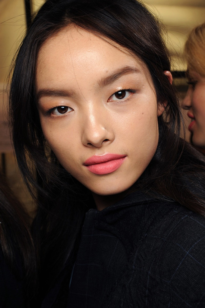 Năm mới rồi, cập nhật ngay những kiểu tô son sành điệu nhất thôi! ảnh 5