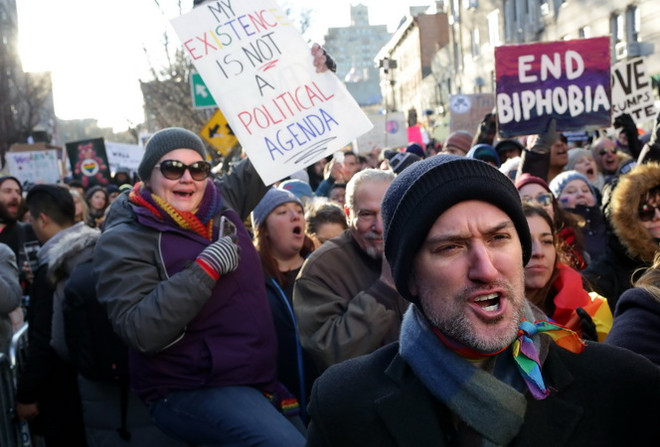 Tổng thống Donald Trump đã làm những gì để thực hiện cam kết của mình? ảnh 2