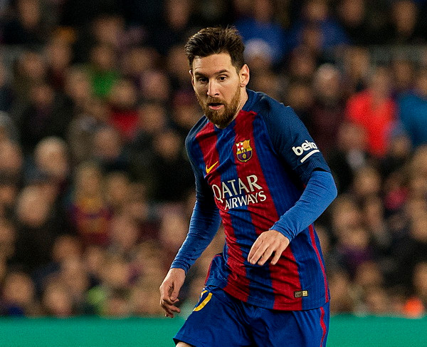 Messi ký hợp đồng mới với Adidas, chưa quyết định tương lai với Barca ảnh 1