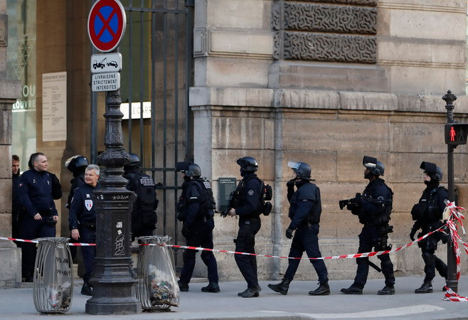 Pháp bắt 5 quản lý khách sạn tổ chức vượt biên trái phép ảnh 1