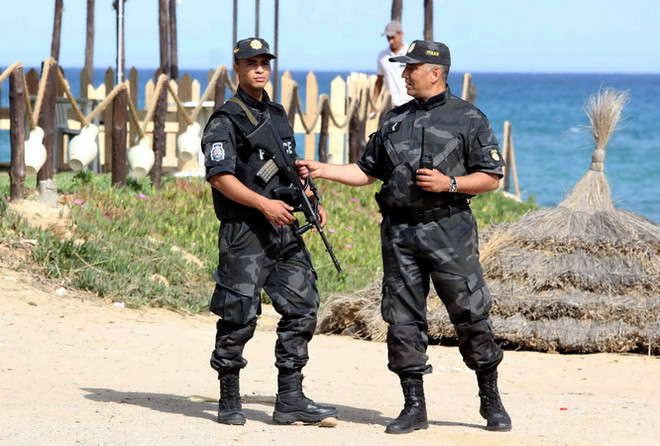Tunisia triệt phá một mạng lưới khủng bố có liên hệ IS ảnh 1
