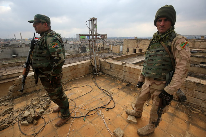 Máy bay Iraq rải truyền đơn cảnh báo cuộc tấn công ở Mosul ảnh 1