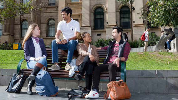 Điểm danh những thành phố có chi phí du học thấp nhất thế giới ảnh 1