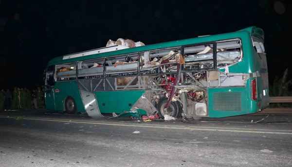 Xe khách bất ngờ phát nổ tại Bắc Ninh, nhiều người thương vong ảnh 1