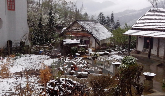 Không khí lạnh đạt ngưỡng cực đại, nhiệt độ ở Sa Pa xuống 4 độ C ảnh 1