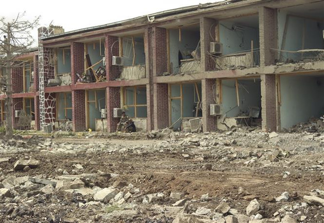Hiện trường một vụ tấn công tại Afghanistan. (Nguồn: THX/TTXVN) Tấn công tại nhà thờ ở Afghanistan làm ít nhất 4 người thiệt mạng ảnh 1