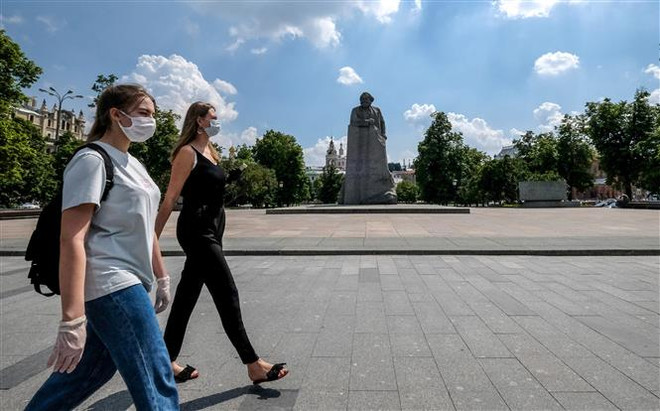 Thủ đô Moskva của Nga tiếp tục nới lỏng các biện pháp hạn chế ảnh 1