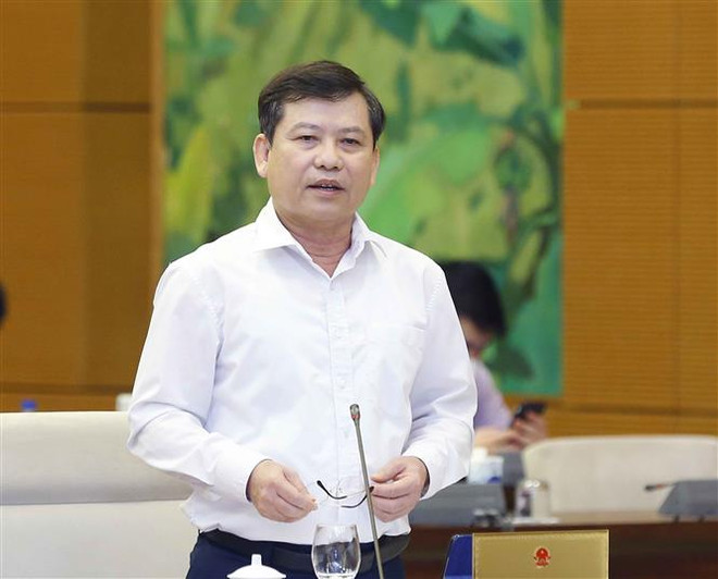 Viện trưởng Viện Kiểm sát Nhân dân Tối cao Lê Minh Trí trình bày báo cáo (tóm tắt). (Ảnh: Doãn Tấn/TTXVN) Phiên họp Ủy ban Thường vụ QH: Cho ý kiến nhiều nội dung quan trọng ảnh 2