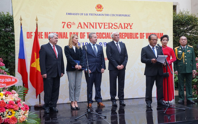 Củng cố tình hữu nghị truyền thống giữa Việt Nam và Cộng hòa Séc ảnh 1