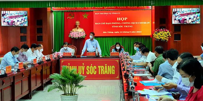 Hội nghị Ban chỉ đạo phòng chống dịch thống nhất chuyển Sóc Trăng sang trạng thái bình thường mới từ 16/9. (Ảnh: Trung Hiếu/TTXVN) Sóc Trăng đạt mục tiêu chuyển về trạng thái bình thường mới từ 16/9 ảnh 1