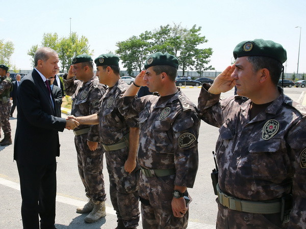 Thổ Nhĩ Kỳ đã đuổi gần 1.400 quân nhân ra khỏi quân đội ảnh 1