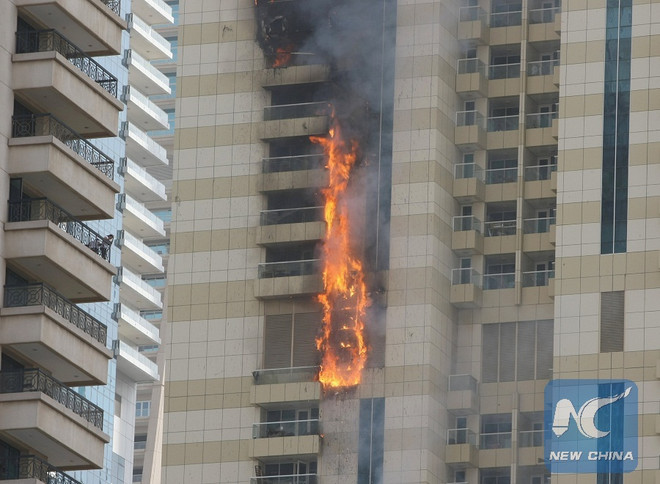 Hỏa hoạn tại tòa nhà chọc trời ở Dubai, chưa có báo cáo thương vong ảnh 1