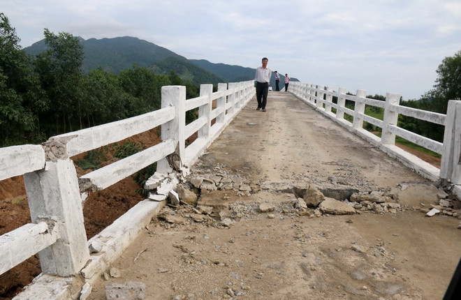 Bình Thuận khẩn trương khắc phục sự cố sụt lún công trình thủy lợi ảnh 1