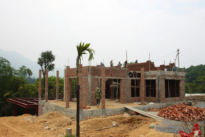 Huyện Vĩnh Bảo đo lại đất để cấp lại sổ đỏ cho các hộ dân ảnh 1