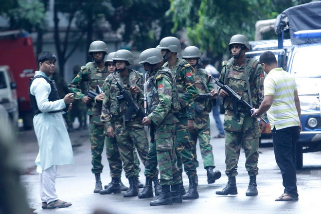 Chính phủ Anh lên án vụ tấn công khủng bố ở Bangladesh ảnh 1