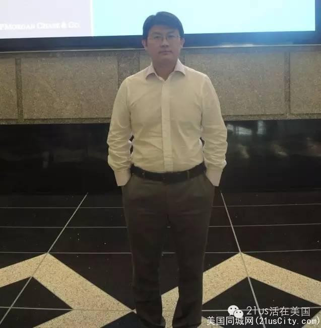 Lộ diện ông bố trong bức ảnh che ô khiến hàng triệu trái tim tan chảy ảnh 1