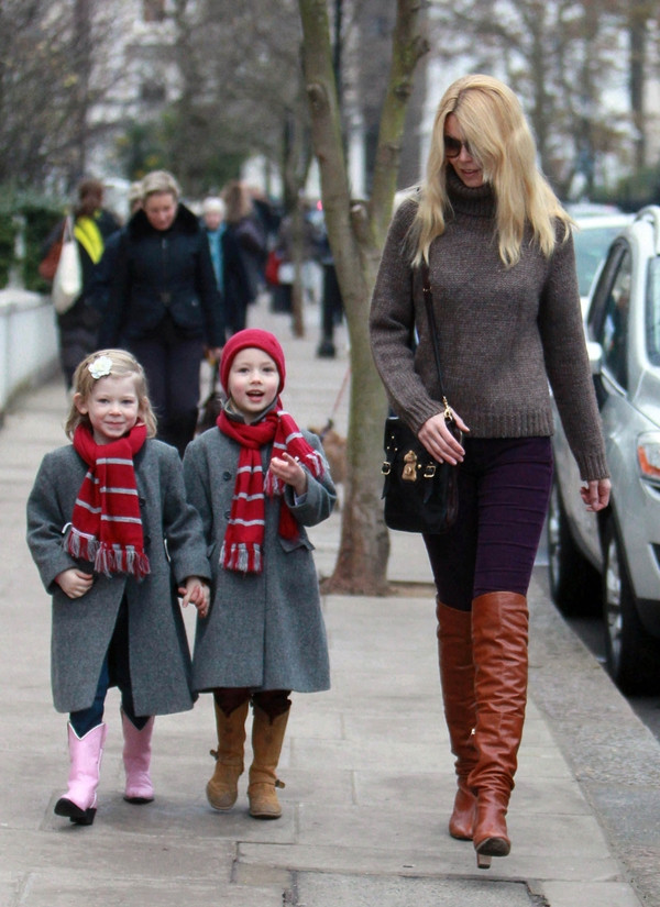 Phong cách đến trường của các "cậu ấm, cô chiêu" nhà sao Hollywood ảnh 8