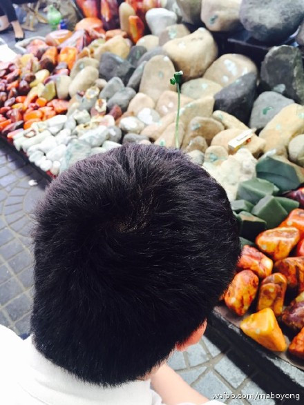 Kiếm bộn tiền nhờ trào lưu kẹp tóc mầm cây gây sốt ở Trung Quốc ảnh 5