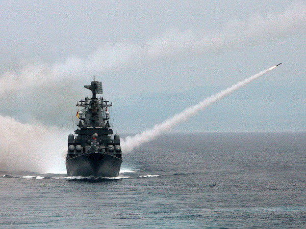 Gần 20 đội tàu thuộc Hạm đội Caspi của Nga diễn tập báo động ảnh 1