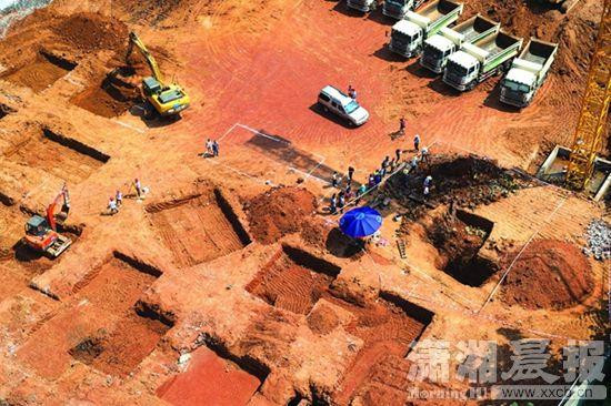 Bộ xương chủ nhân ngôi mộ cổ thời Chiến Quốc biến mất bí ẩn ảnh 1