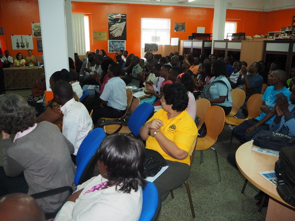 Sinh viên Việt Nam tại Mozambique quảng bá hình ảnh đất nước ảnh 1