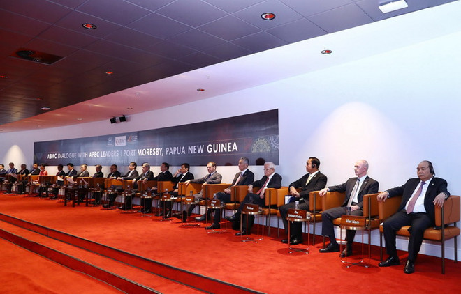 Thủ tướng Nguyễn Xuân Phúc bắt đầu hoạt động tại Hội nghị Cấp cao APEC ảnh 2