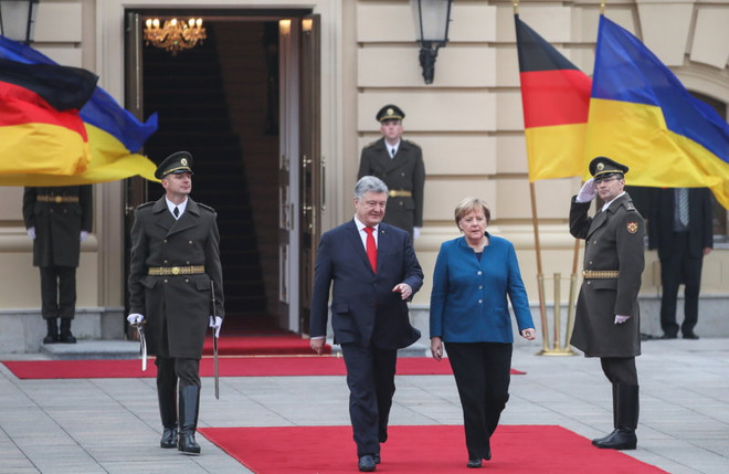 Ukraine kêu gọi Đức và các nước phương Tây áp trừng phạt bổ sung Nga ảnh 1