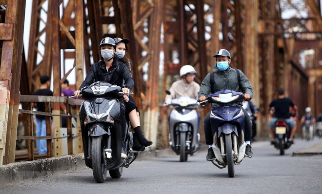 Đông Bắc Bộ trời chuyển lạnh, vùng núi nhiệt độ xuống mức 15 độ C ảnh 1