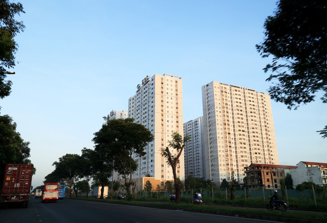 Chung cư trên đường Nguyễn Văn Linh, Quận 7, Thành phố Hồ Chí Minh. (Ảnh: Hồng Đạt/TTXVN) ttxvn-chung-cu-7798.jpg