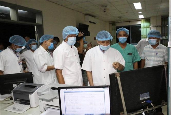 Hầu hết bệnh nhân COVID-19 tại Bệnh viện TW Huế trong tình trạng nặng ảnh 1