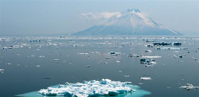 Bộ trưởng Khẩn cấp Nga tới thăm quần đảo tranh chấp với Nhật Bản ảnh 1