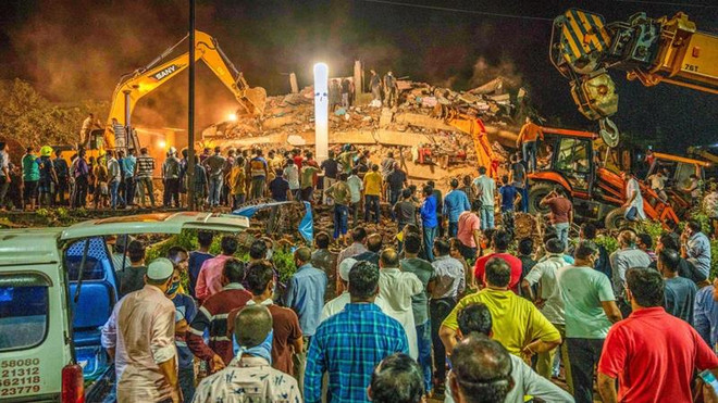 Sập nhà ở Ấn Độ: Ít nhất 70 người đang bị chôn vùi trong đống đổ nát ảnh 1