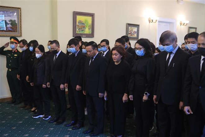 Lễ viếng nguyên Tổng Bí thư Lê Khả Phiêu tại Nga và Australia ảnh 1