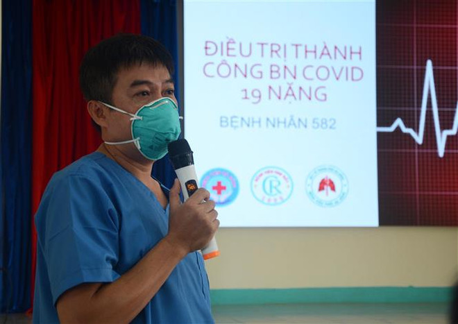 Đà Nẵng: Chữa khỏi cho bệnh nhân mắc COVID-19 nặng, nhiều bệnh nền ảnh 1