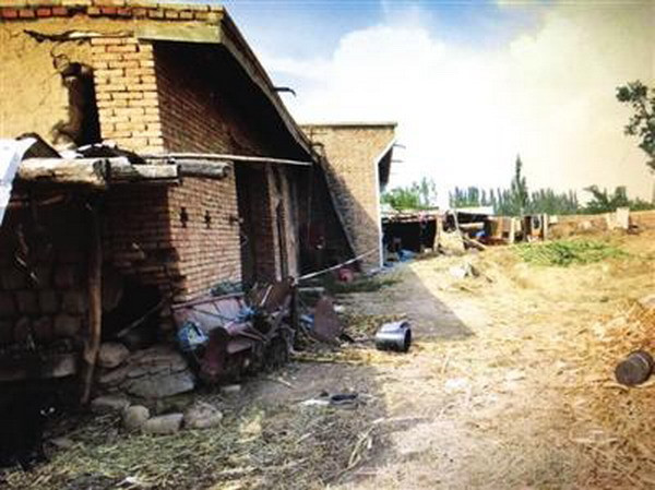 Người đàn ông đánh chết vợ chỉ vì... màn hình điện thoại bị vỡ ảnh 1